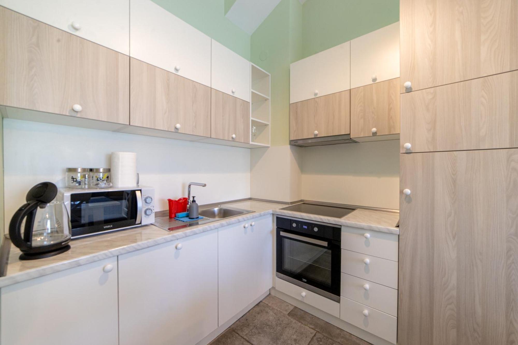 Green Bay Apartments Morinj كوتور المظهر الخارجي الصورة