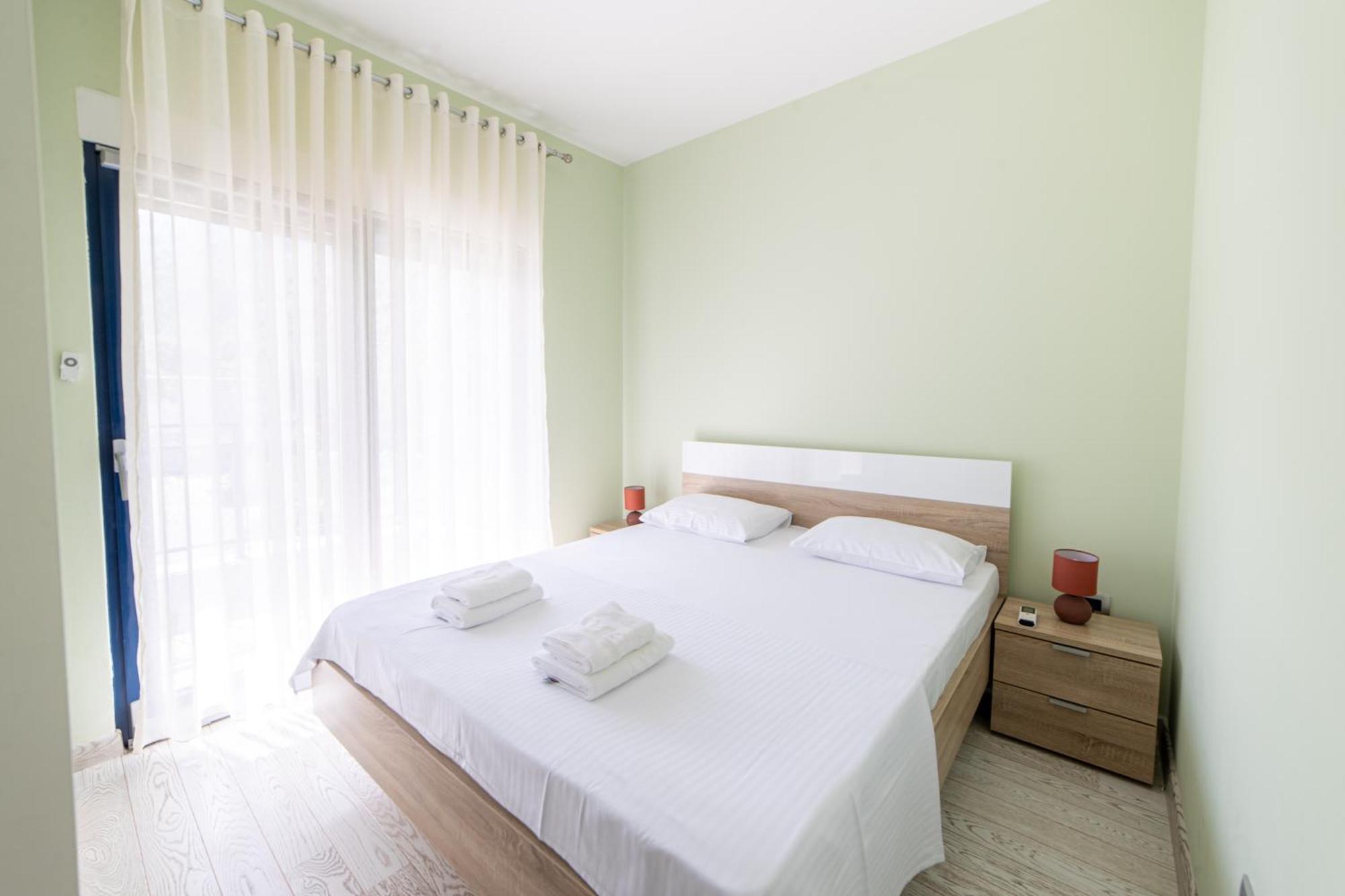 Green Bay Apartments Morinj كوتور المظهر الخارجي الصورة
